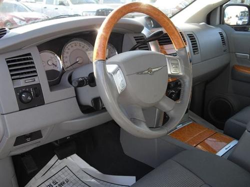 Chrysler Aspen 2007 photo 4