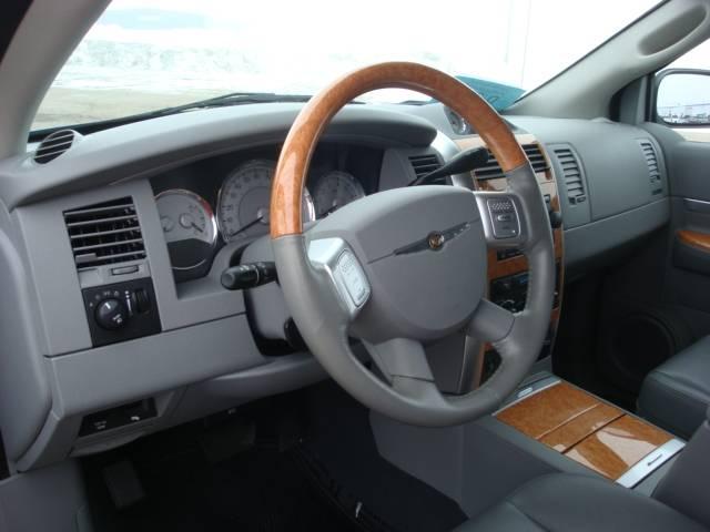 Chrysler Aspen 2007 photo 3