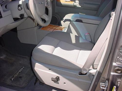 Chrysler Aspen 2007 photo 1