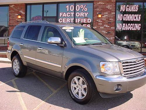 Chrysler Aspen 2007 photo 2