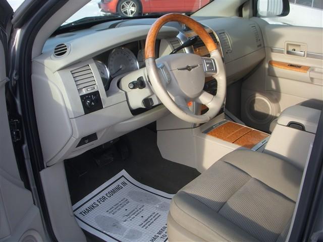 Chrysler Aspen 2007 photo 5