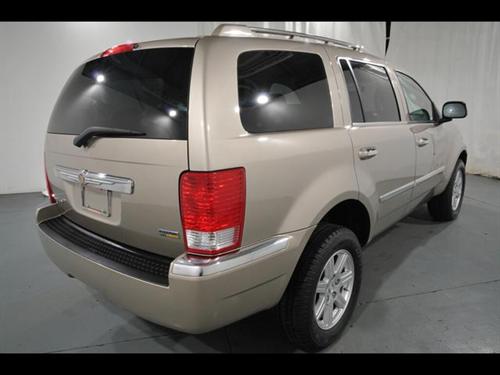 Chrysler Aspen 2008 photo 3