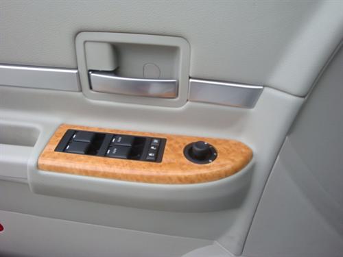 Chrysler Aspen 2008 photo 3