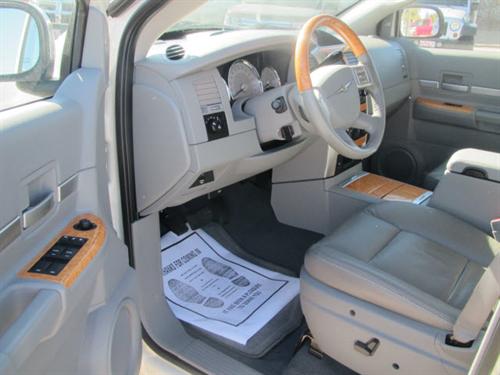 Chrysler Aspen 2008 photo 3