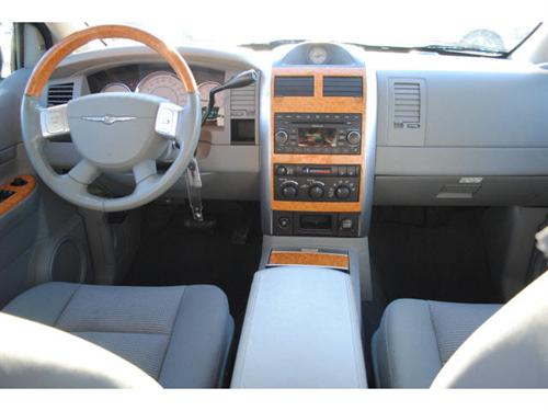 Chrysler Aspen 2008 photo 3