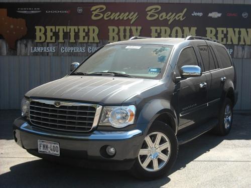 Chrysler Aspen 2008 photo 2