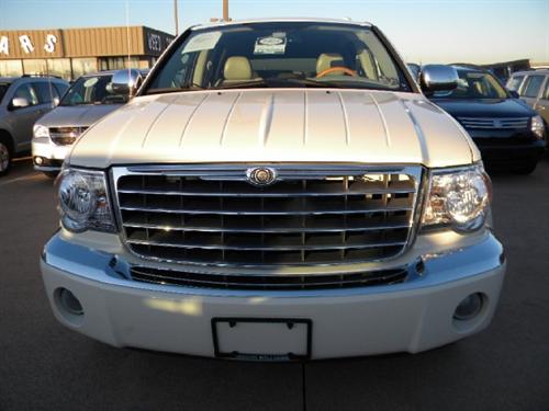 Chrysler Aspen 2008 photo 1