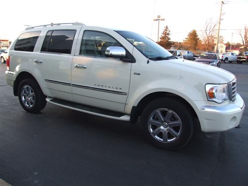 Chrysler Aspen 2008 photo 3