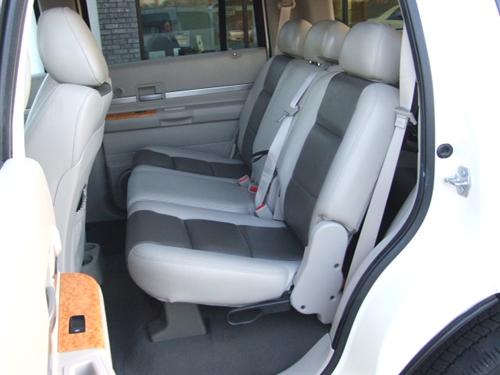 Chrysler Aspen 2008 photo 4