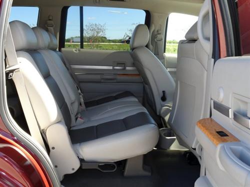 Chrysler Aspen 2008 photo 5