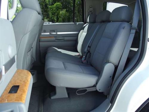 Chrysler Aspen 2008 photo 4