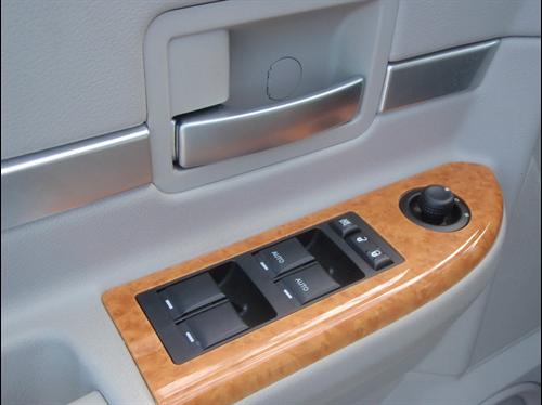 Chrysler Aspen SLT 25 Other