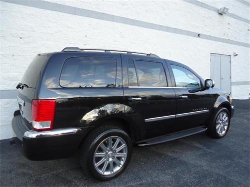 Chrysler Aspen 2008 photo 1