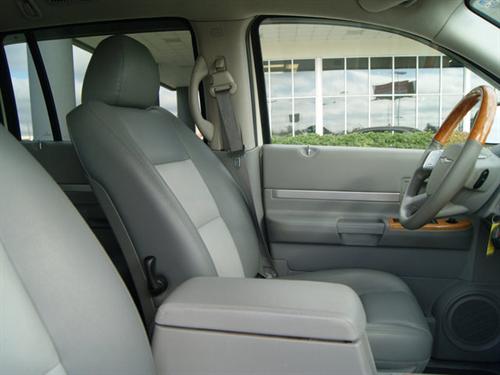 Chrysler Aspen 2008 photo 1