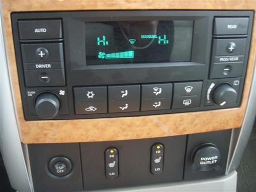 Chrysler Aspen 2008 photo 3