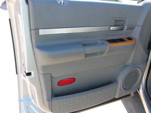 Chrysler Aspen 2008 photo 1