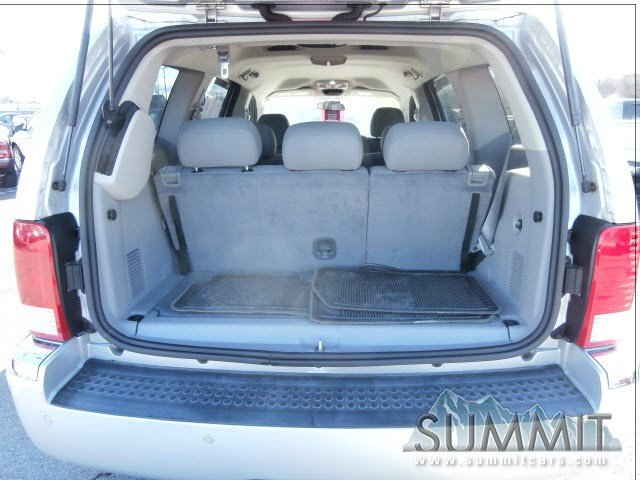 Chrysler Aspen 2008 photo 4