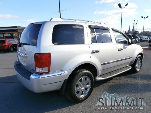 Chrysler Aspen 2008 photo 2