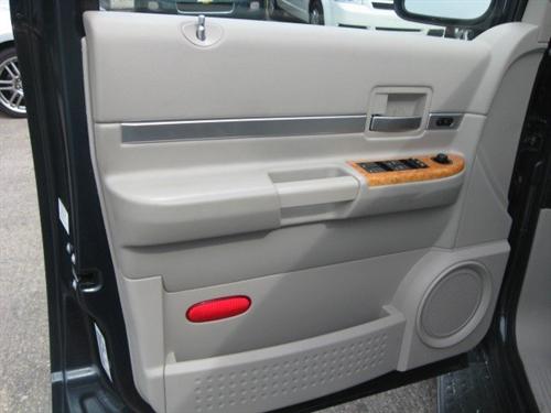 Chrysler Aspen 2008 photo 5