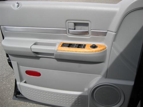 Chrysler Aspen 2008 photo 1