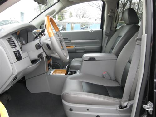 Chrysler Aspen 2008 photo 3