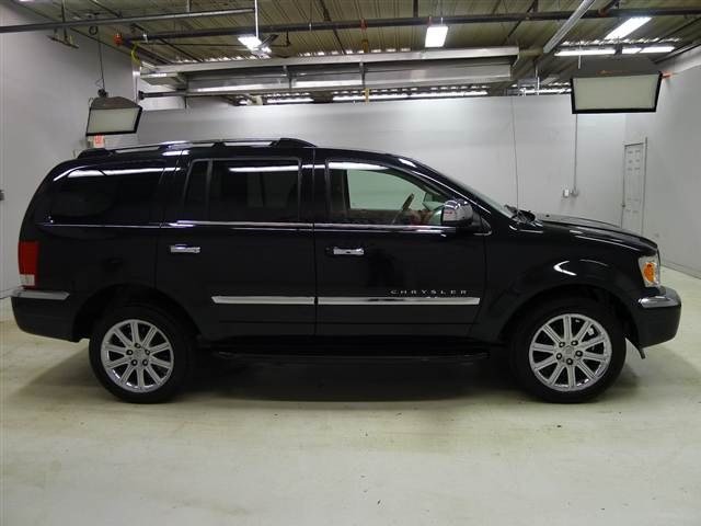 Chrysler Aspen 2008 photo 4