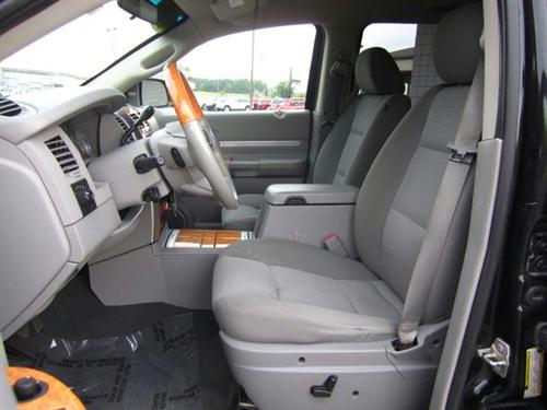 Chrysler Aspen 2008 photo 1