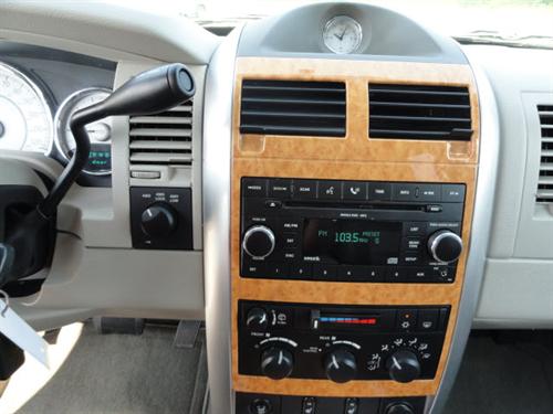 Chrysler Aspen SLT 25 Other