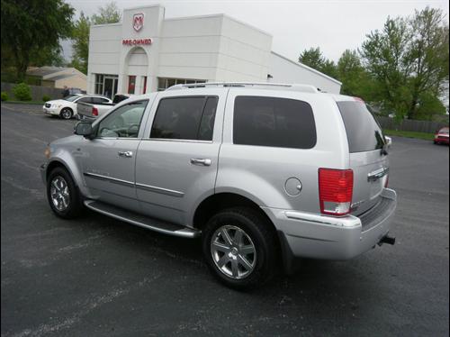 Chrysler Aspen 2008 photo 1