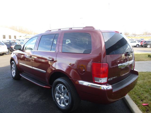 Chrysler Aspen 2008 photo 3