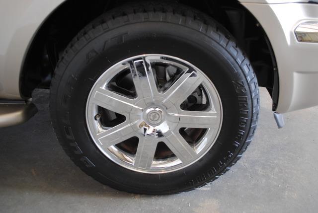 Chrysler Aspen SLT 25 SUV