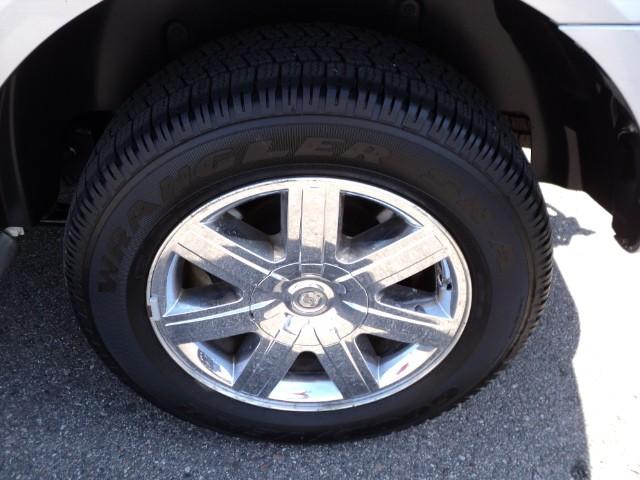 Chrysler Aspen 2008 photo 2