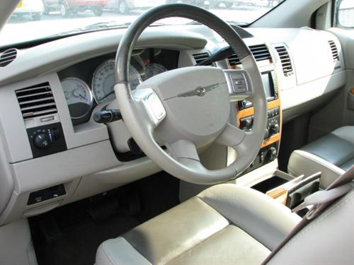 Chrysler Aspen SLT 25 Other