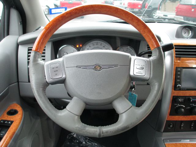 Chrysler Aspen 2008 photo 3