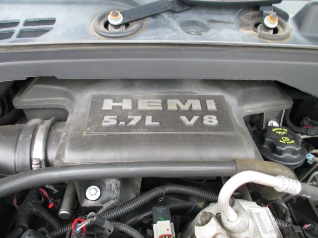 Chrysler Aspen 2008 photo 4