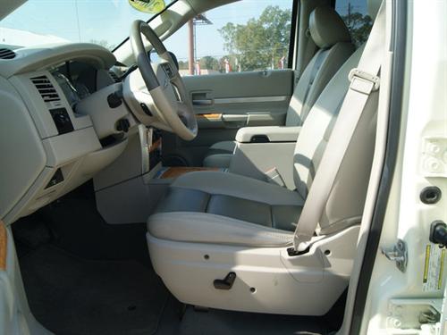 Chrysler Aspen 2008 photo 1