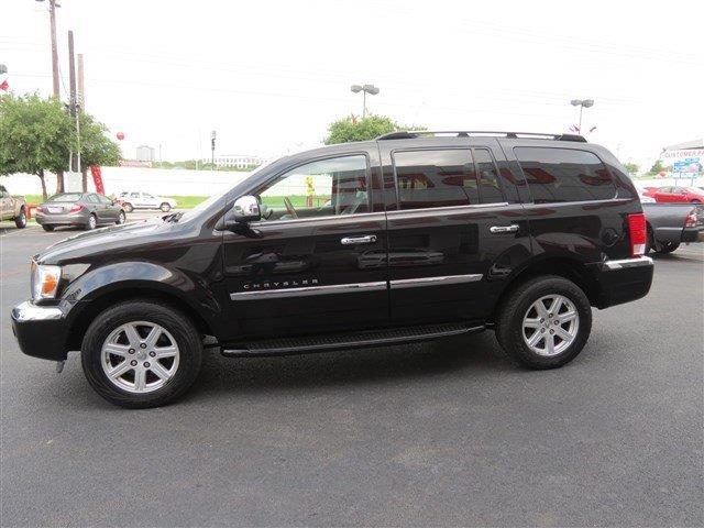 Chrysler Aspen 2008 photo 1