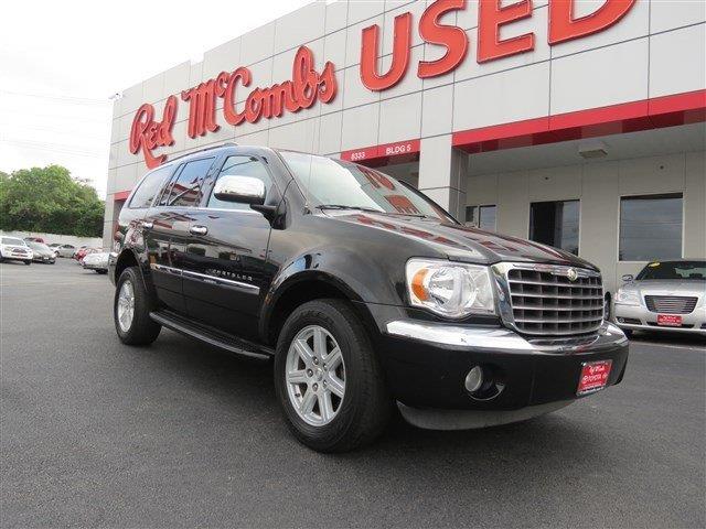 Chrysler Aspen 2008 photo 2