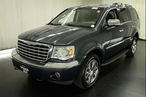 Chrysler Aspen 2008 photo 3