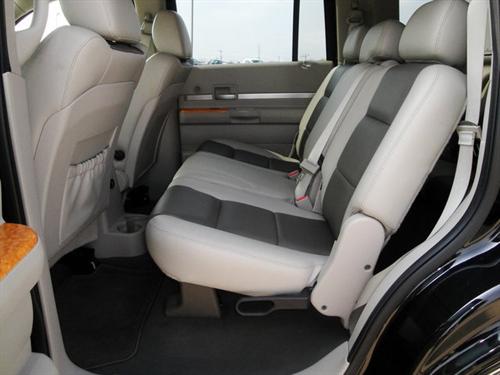 Chrysler Aspen 2008 photo 5