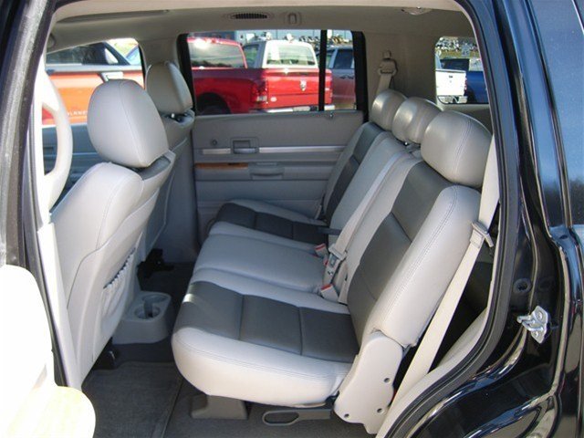 Chrysler Aspen 2008 photo 5