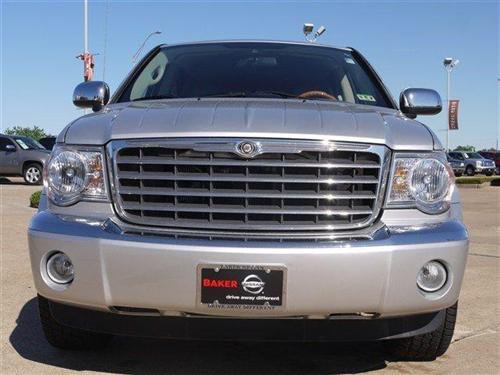 Chrysler Aspen 2008 photo 2
