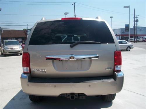 Chrysler Aspen 2008 photo 1