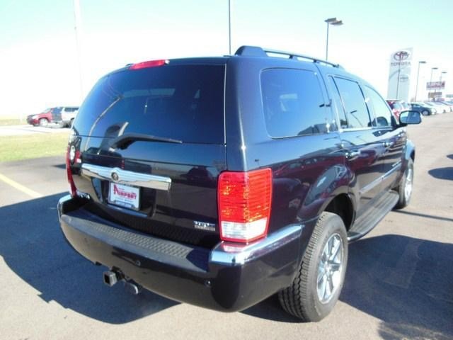 Chrysler Aspen 2008 photo 4