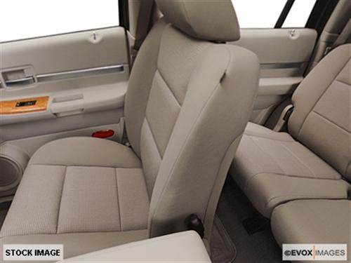 Chrysler Aspen 2008 photo 4