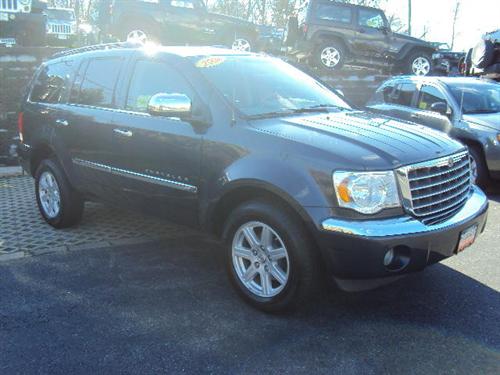 Chrysler Aspen 2008 photo 2