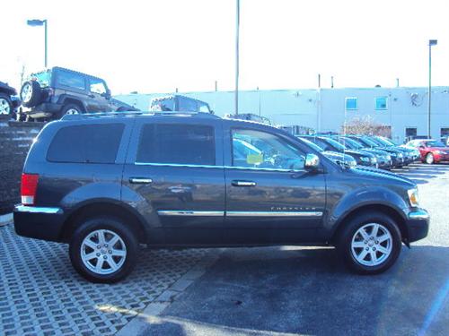 Chrysler Aspen 2008 photo 3