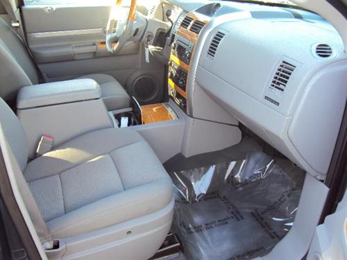 Chrysler Aspen 2008 photo 5