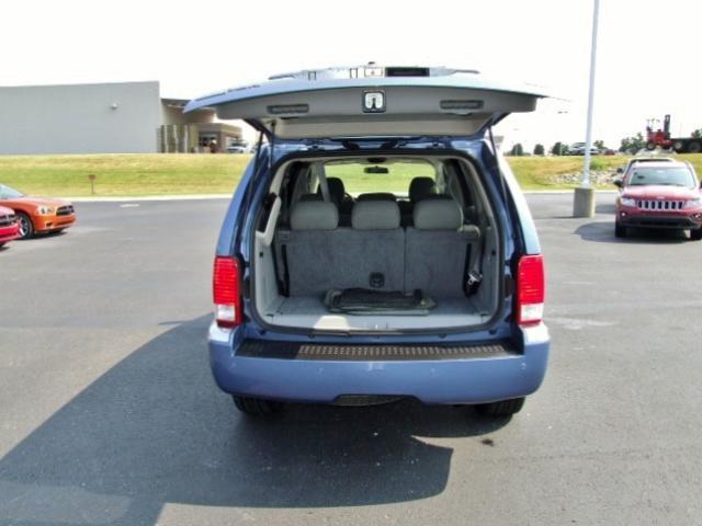 Chrysler Aspen 2008 photo 4