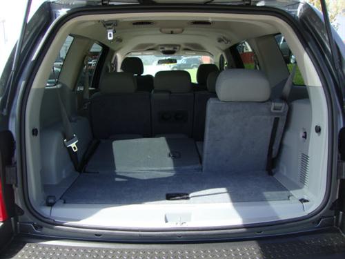 Chrysler Aspen 2008 photo 2